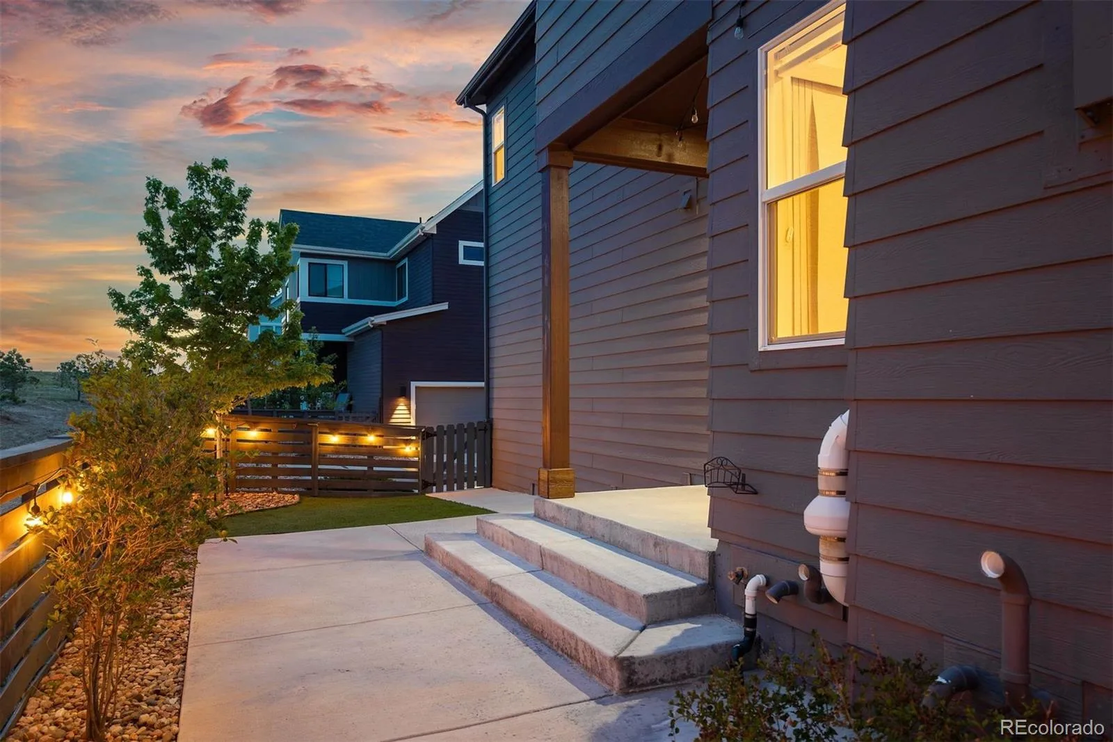 6129 Stable View Street Castle Pines CO 80108 MLS #REC1930741 06092026074750 1600 5