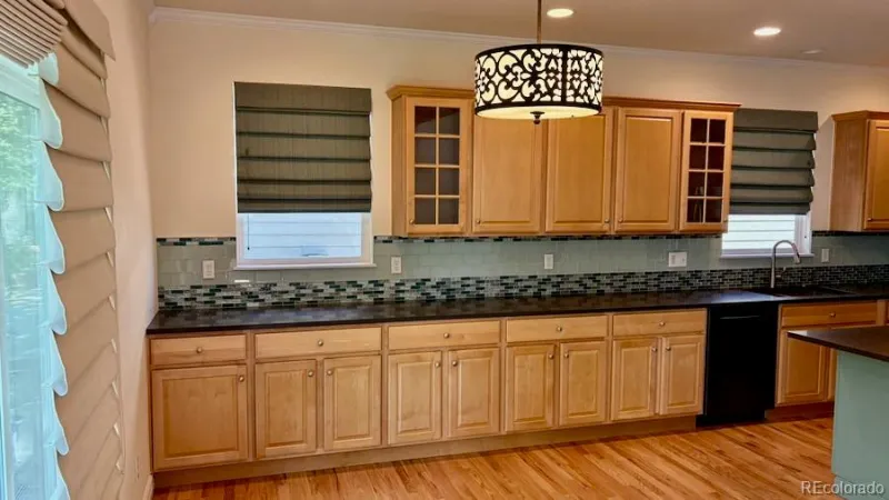 8325 Braun Street Arvada CO 80005 MLS #REC1933403 05182026180320 800 10