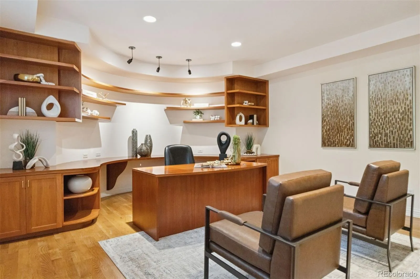 04162026204227 1600 23