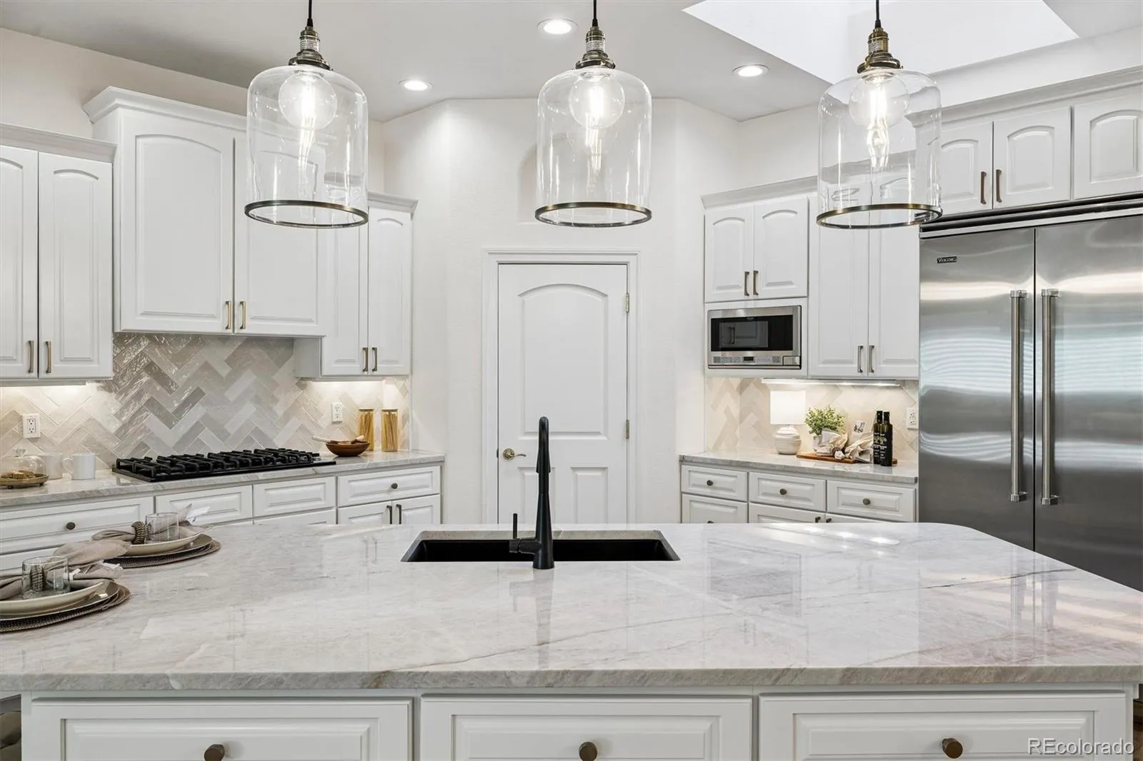 04162026204227 1600 5