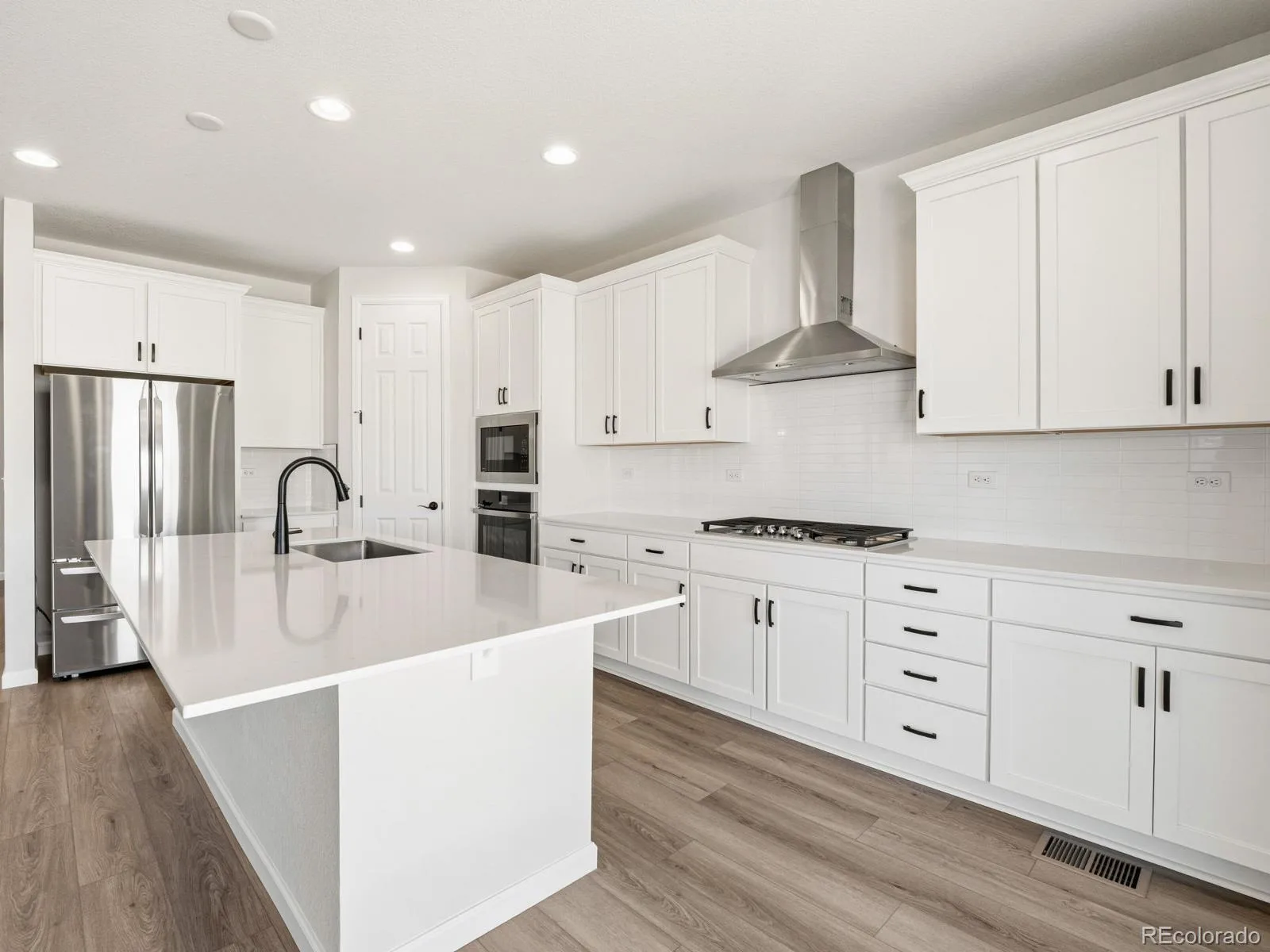 17923 E 93rd Avenue Commerce City CO 80022 | MLS #REC1934937 08132026200128 1600 13