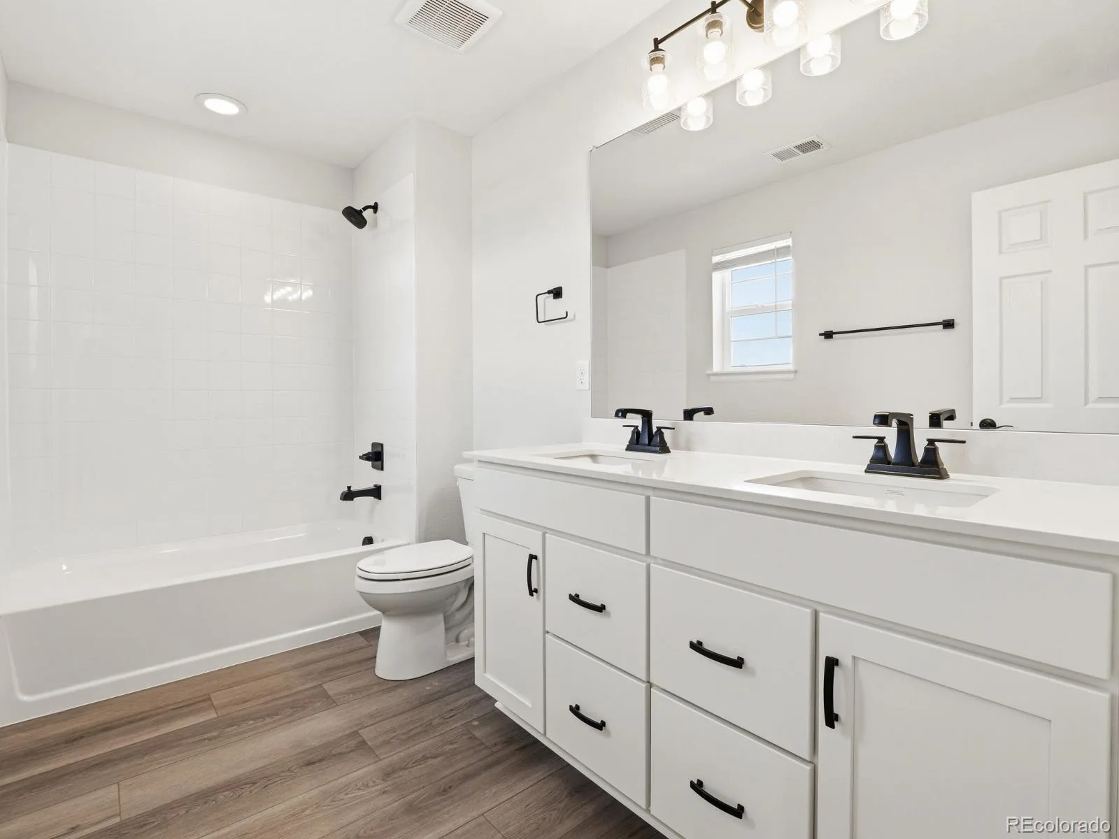 17923 E 93rd Avenue Commerce City CO 80022 | MLS #REC1934937 08132026200128 1600 31