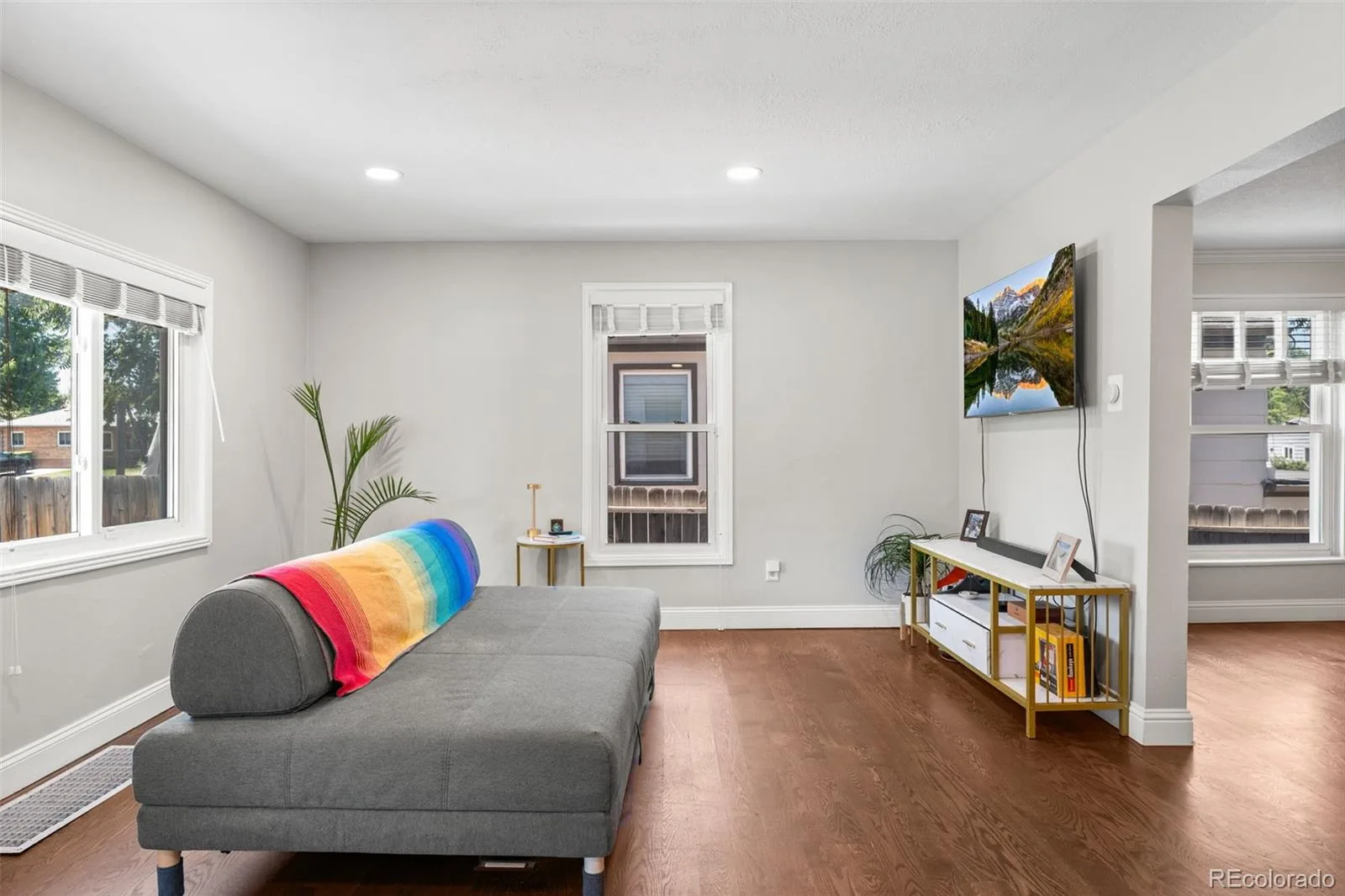 1111 E Dartmouth Avenue Englewood CO 80113 MLS #REC1938312 06092026075741 1600 27