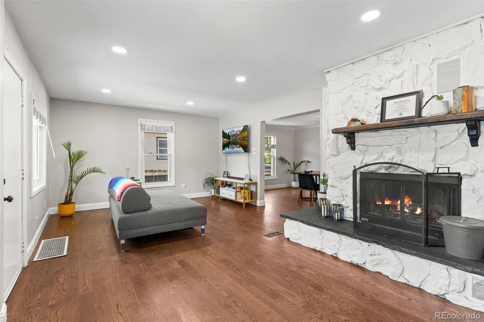 1111 E Dartmouth Avenue Englewood CO 80113 MLS #REC1938312 06092026075741 1600 3