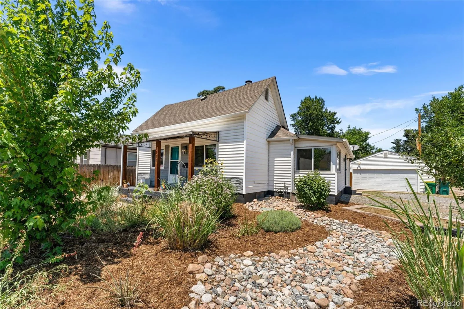 1111 E Dartmouth Avenue Englewood CO 80113 MLS #REC1938312 06092026075741 1600 34