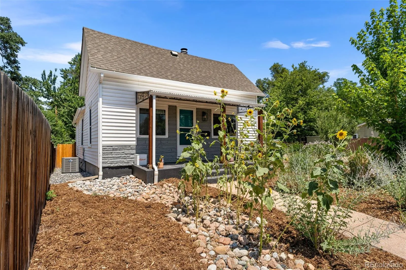 1111 E Dartmouth Avenue Englewood CO 80113 MLS #REC1938312 06092026075741 1600 35