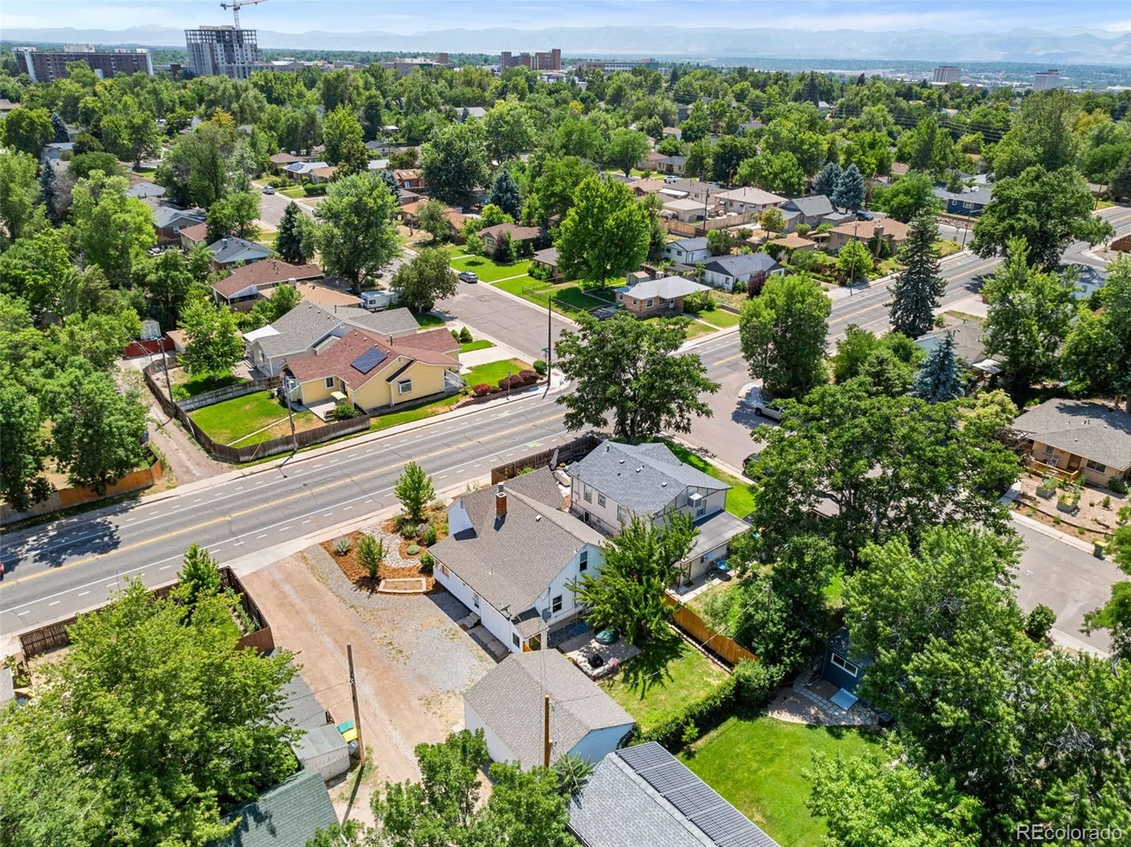 1111 E Dartmouth Avenue Englewood CO 80113 MLS #REC1938312 06092026075741 1600 39
