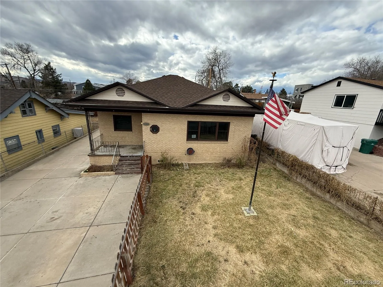 1651 Routt Street Lakewood CO 80215 MLS #REC1939054 04162026041831 1600 2