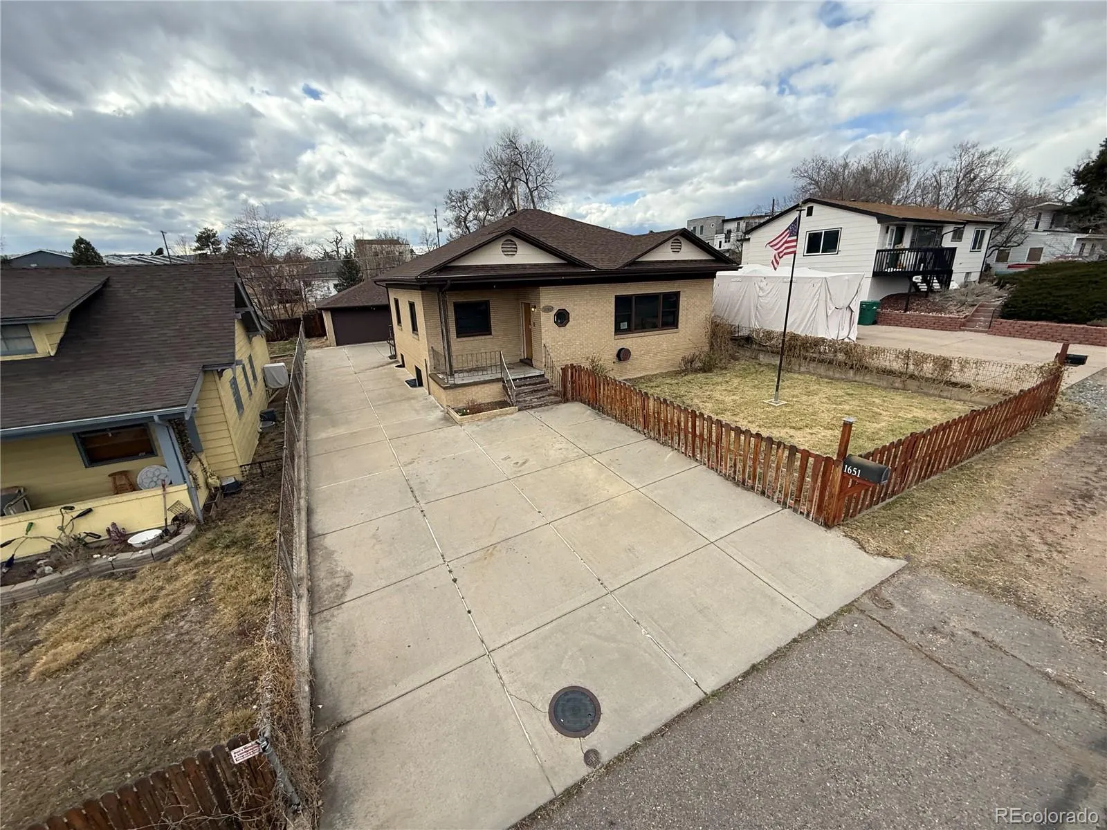 1651 Routt Street Lakewood CO 80215 MLS #REC1939054 04162026041831 1600 3