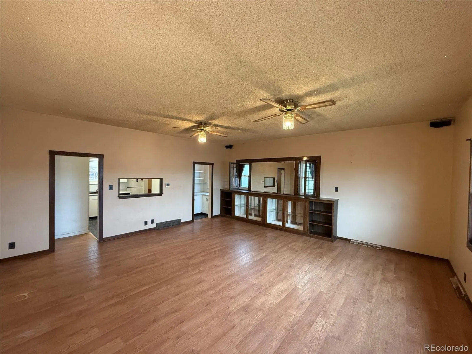 1651 Routt Street Lakewood CO 80215 MLS #REC1939054 04162026041831 1600 4