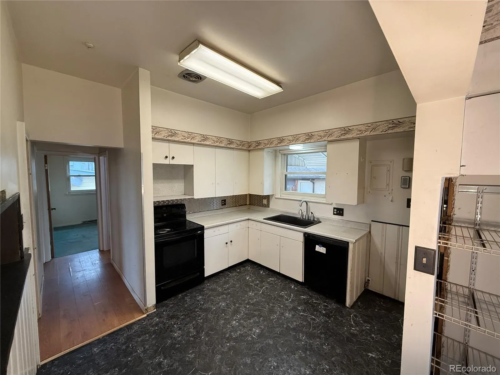 1651 Routt Street Lakewood CO 80215 MLS #REC1939054 04162026041831 1600 9