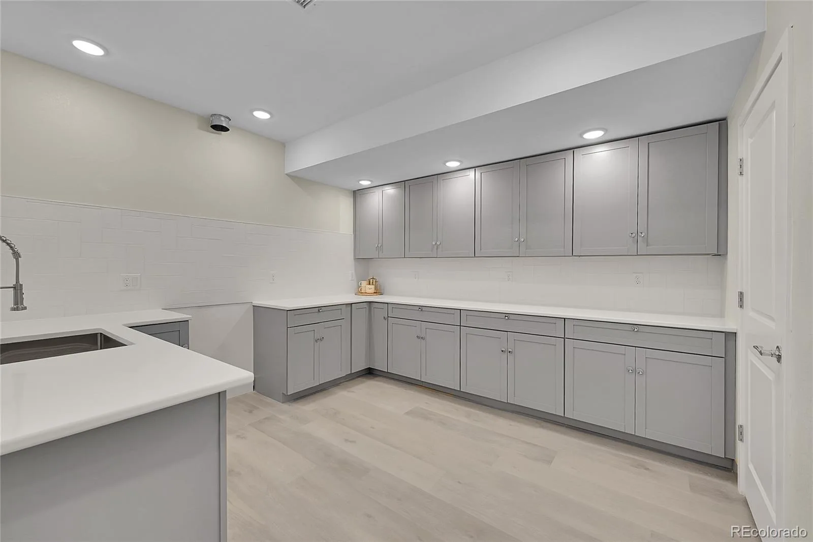 23642 E 40th Avenue Aurora CO 80019 MLS #REC1940571 06092026203559 1600 10