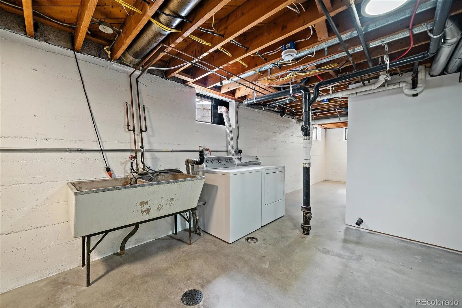 9010 W 5th Avenue Lakewood CO 80226 | MLS #REC1940867 08272026171849 1600 17