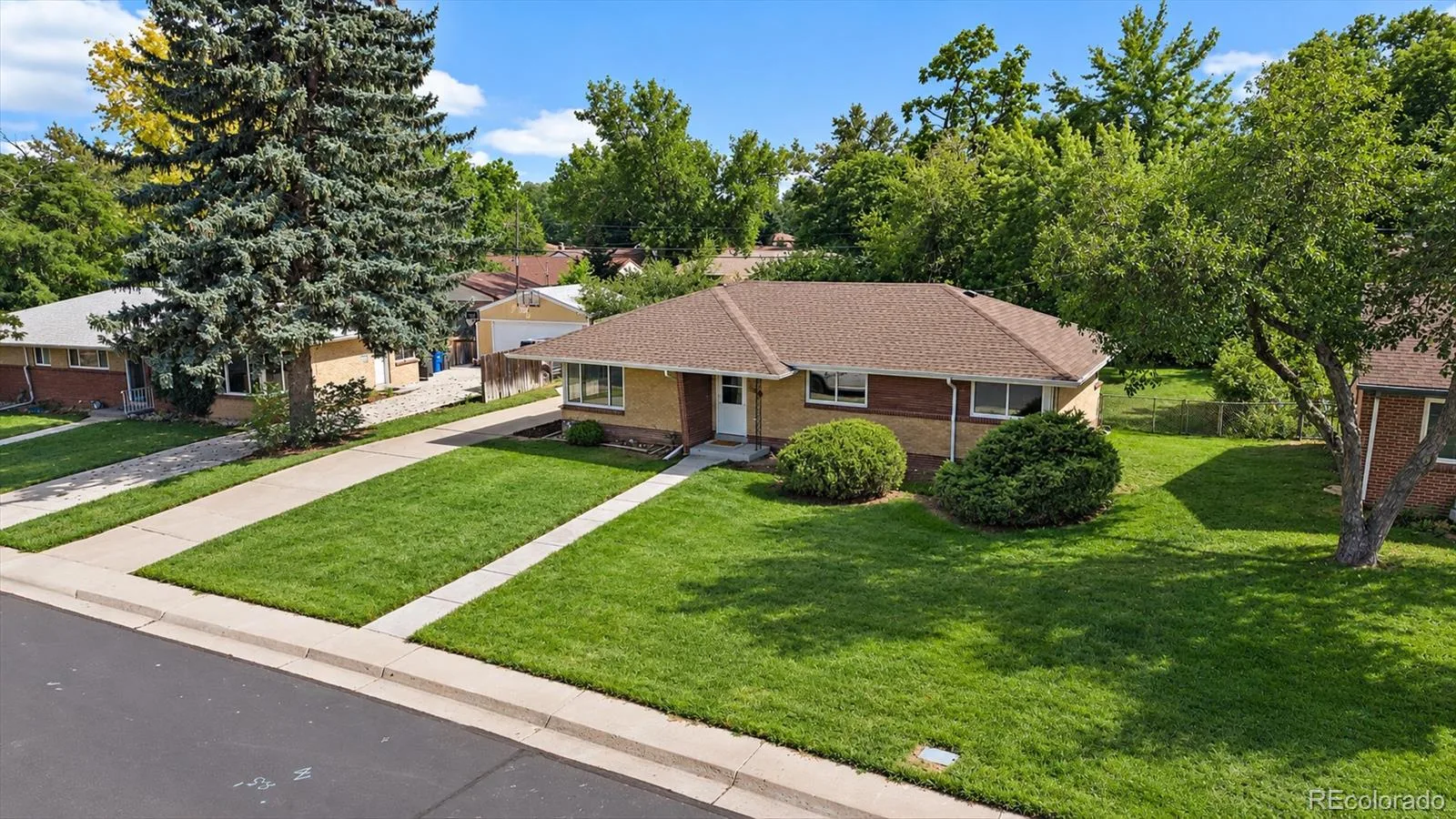 9010 W 5th Avenue Lakewood CO 80226 | MLS #REC1940867 08272026171849 1600 24