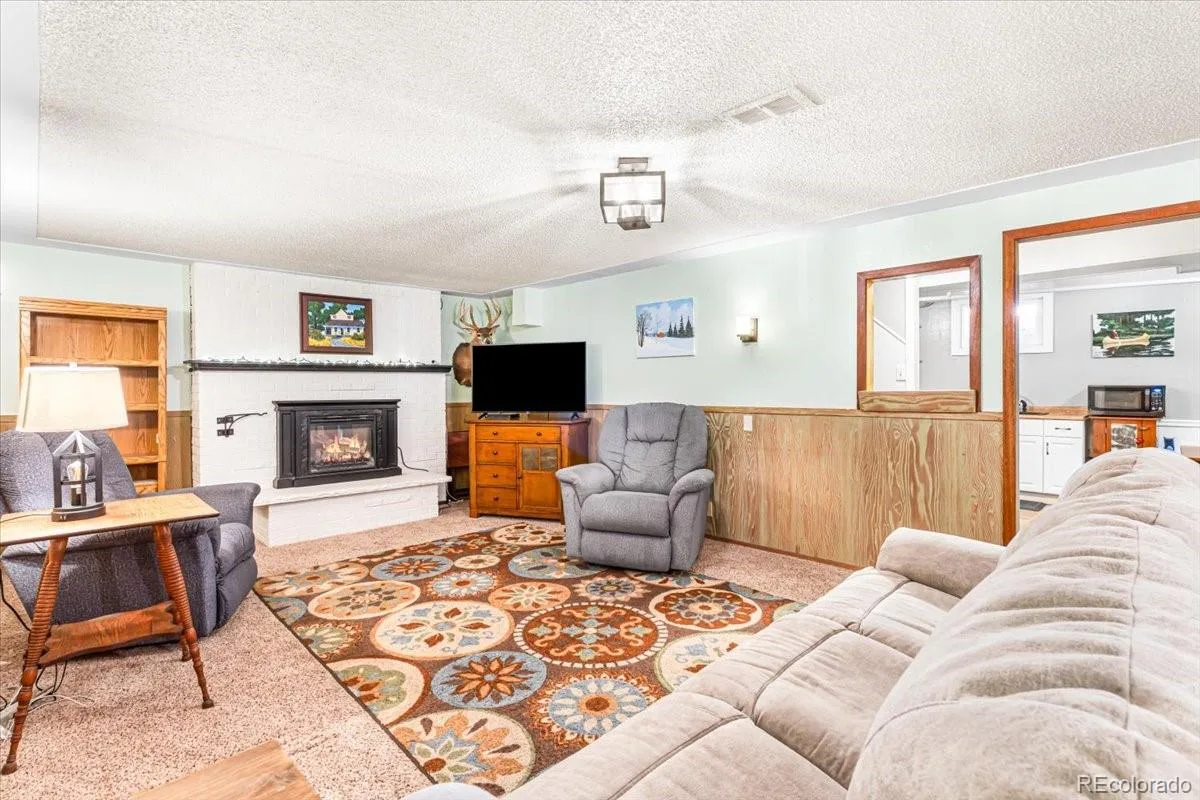 8826 Oakwood Street Westminster CO 80031 MLS #REC1944282 06192026233621 1200 17