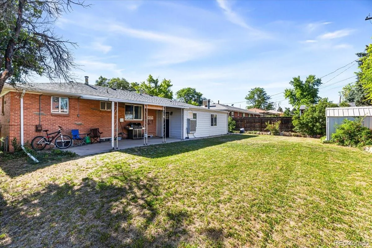 8826 Oakwood Street Westminster CO 80031 MLS #REC1944282 06192026233621 1200 27