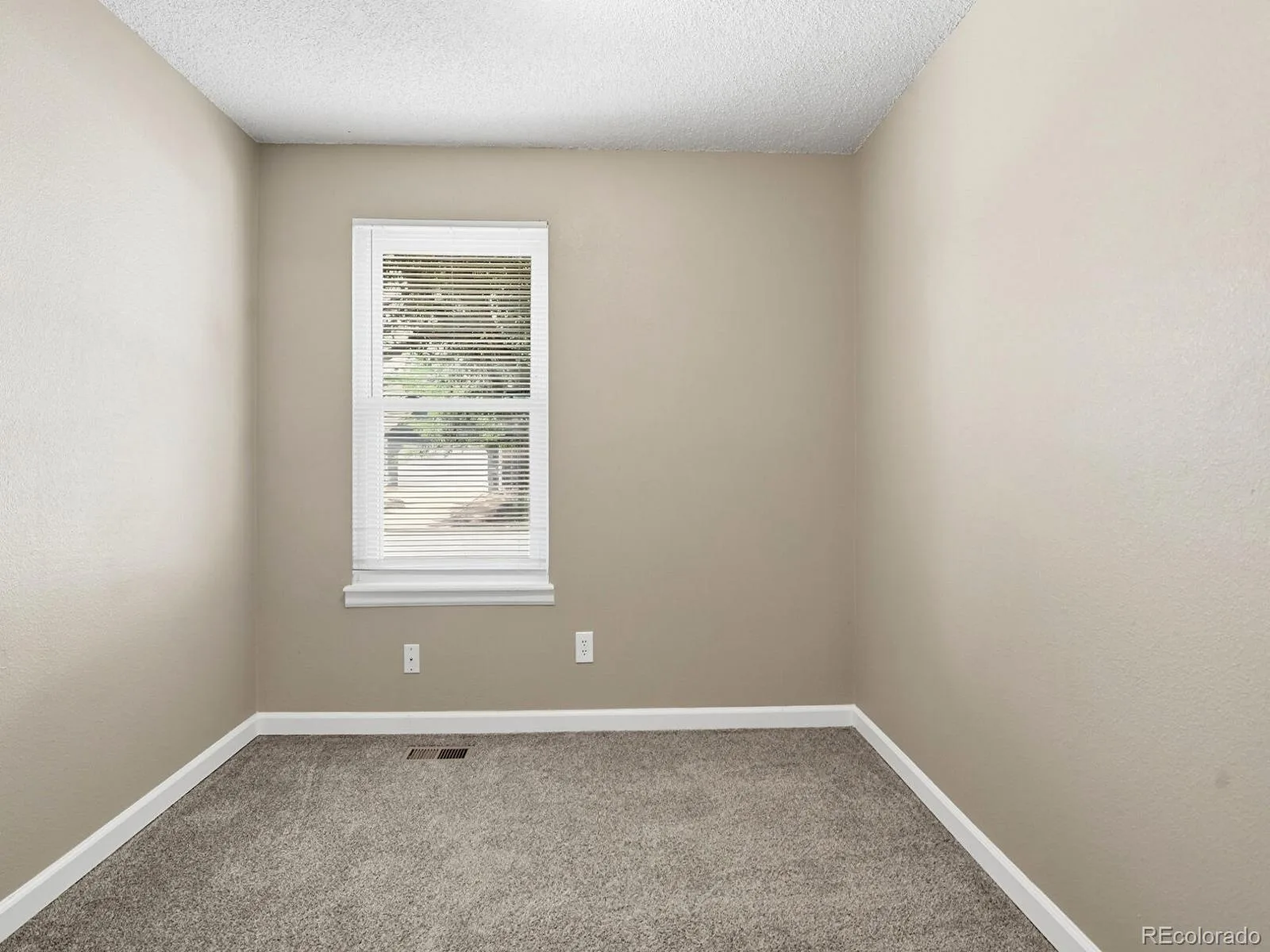 16136 E Exposition Drive Aurora CO 80017 | MLS #REC1944688 07282026000603 1600 12
