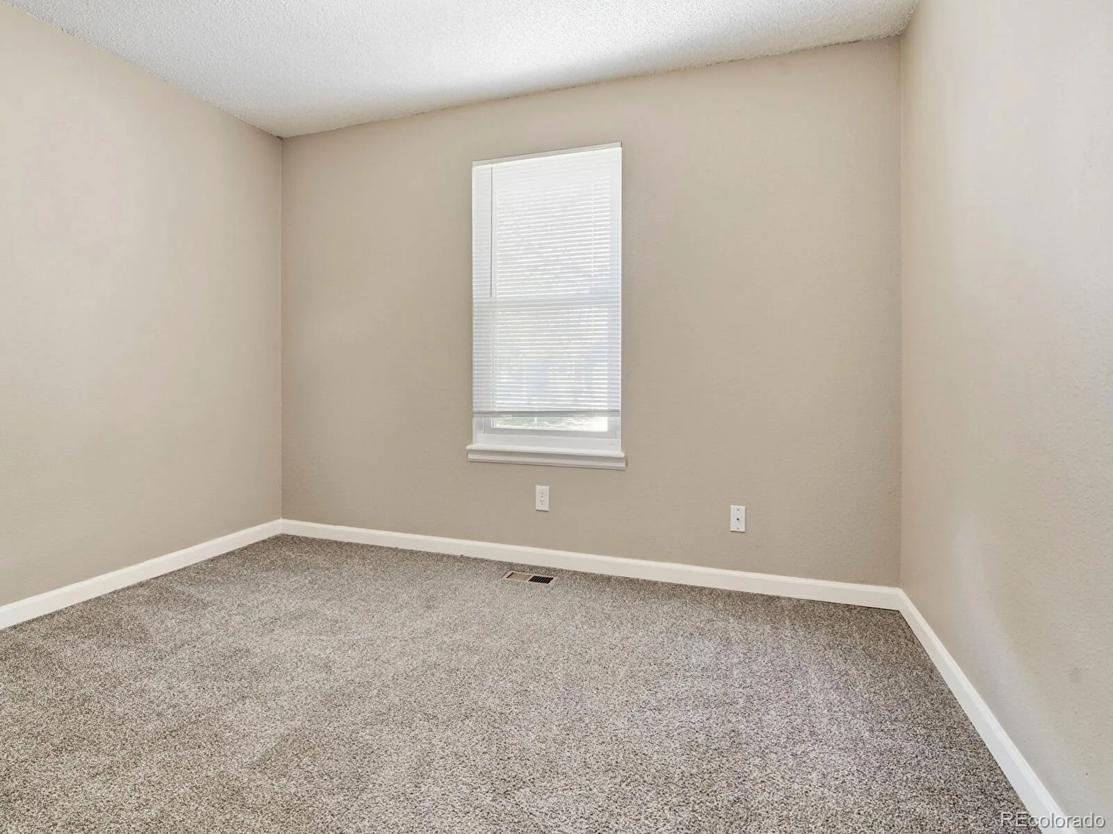 16136 E Exposition Drive Aurora CO 80017 | MLS #REC1944688 07282026000603 1600 14