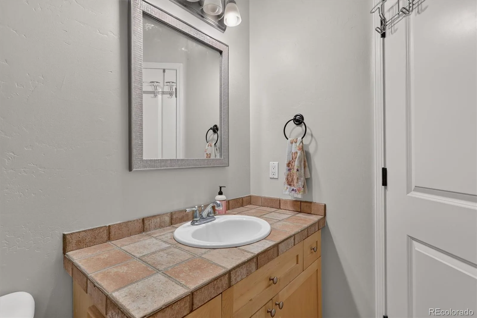 3694 Deer Creek Drive Parker CO 80138 | MLS #REC1944761 08182026195640 1600 23