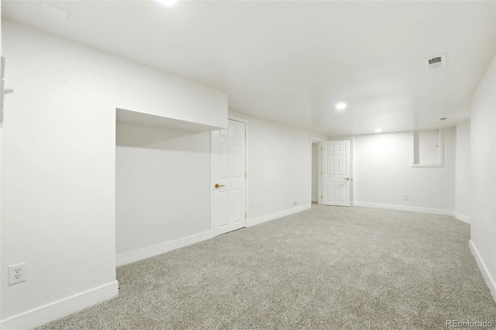 4267 Federal Boulevard Denver CO 80211 MLS #REC1946530 06092026074520 1600 30