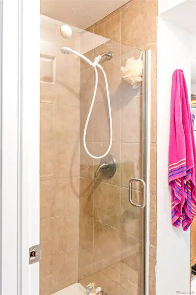 01282026003547 800 25