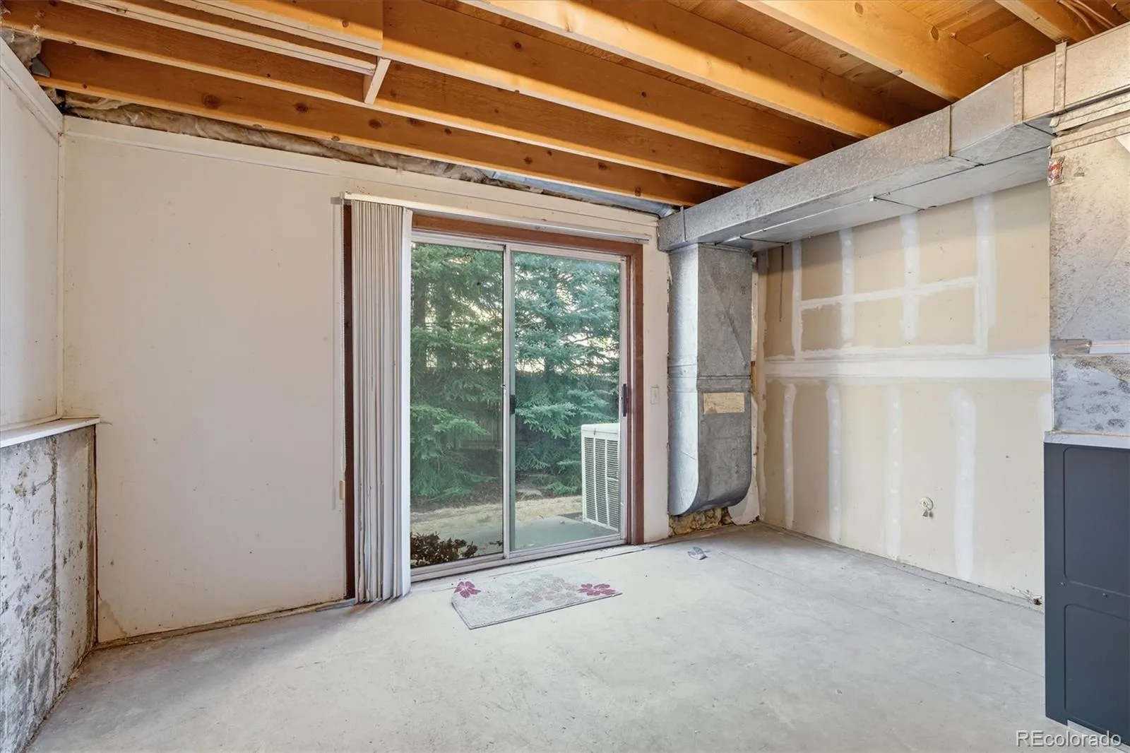 449 W Jamison Circle Littleton CO 80120 MLS #REC1949052 05052026223655 1600 23