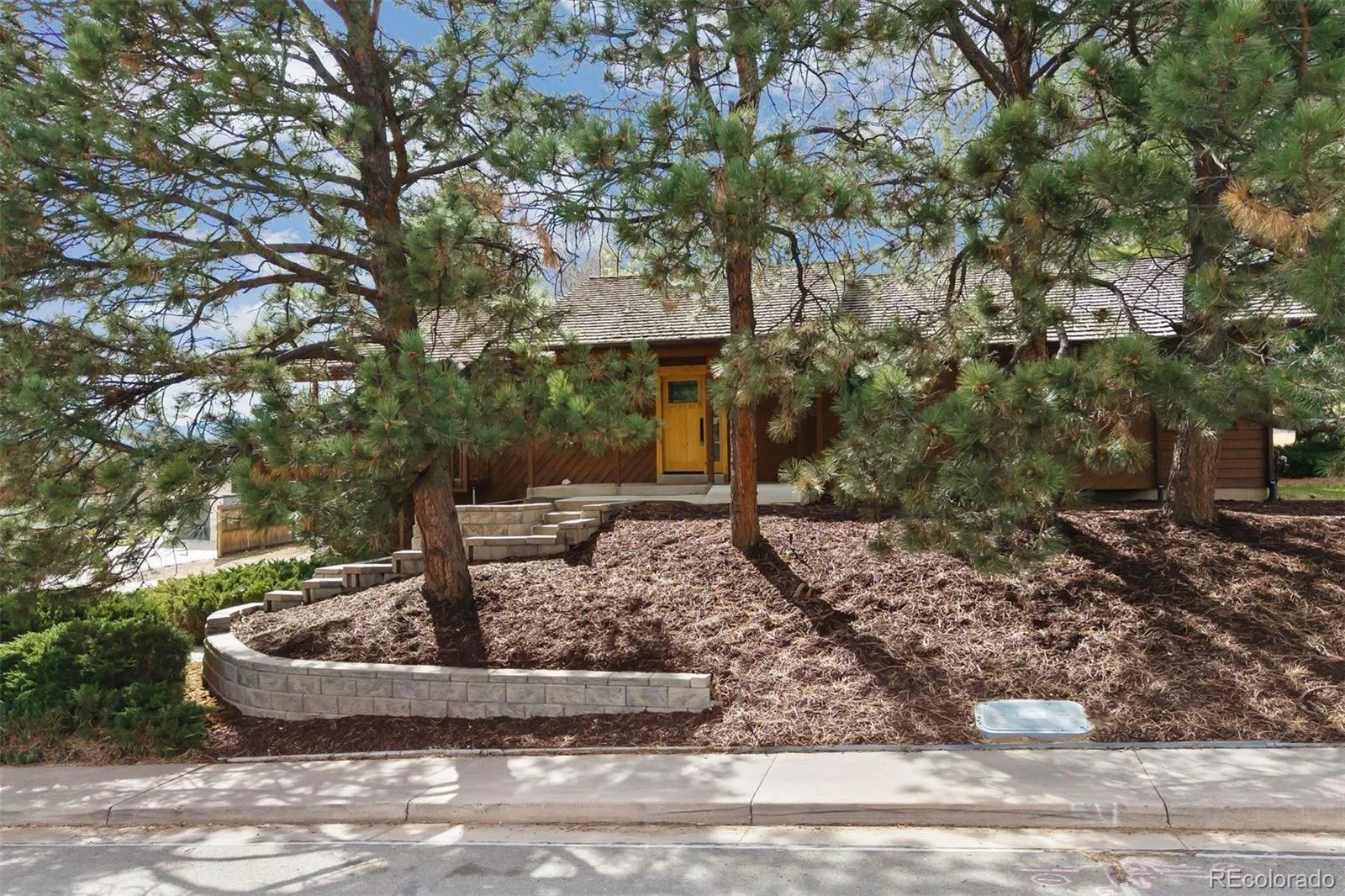 04042026000518 1600 1