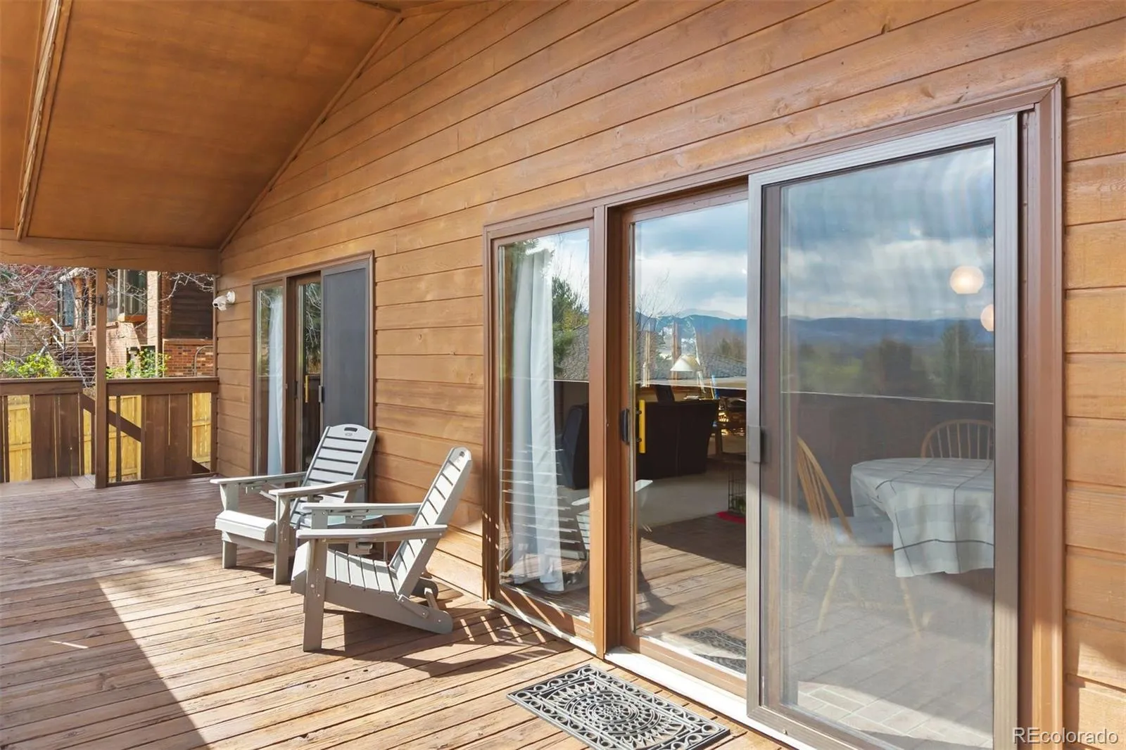 04042026000518 1600 24