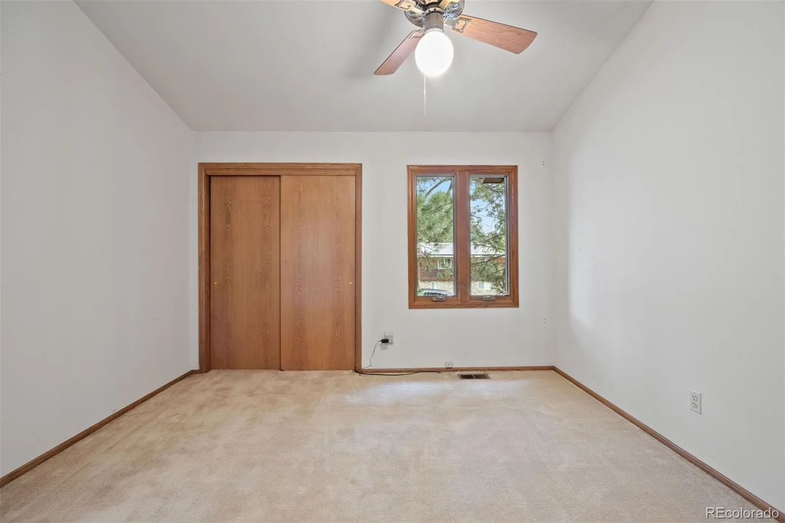 04042026000518 1600 28