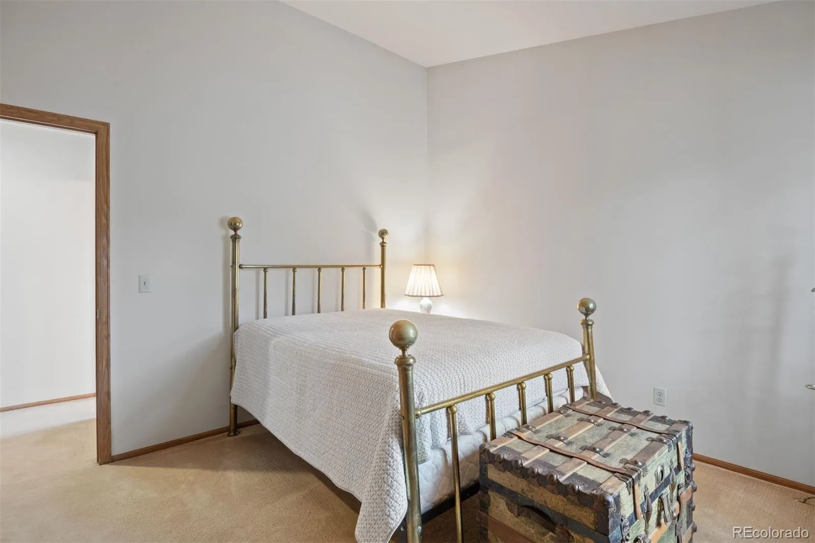 04042026000518 1600 30