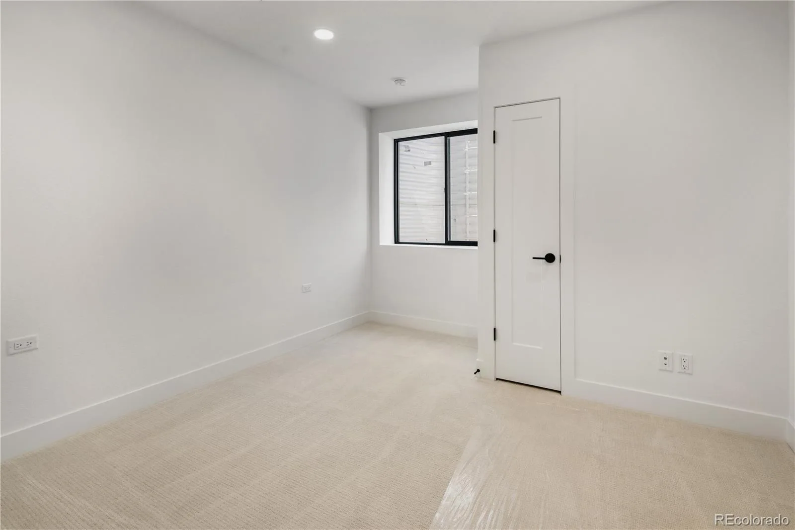 812 Dahlia Street Denver CO 80220 | MLS #REC1950679 08132026001539 1600 33