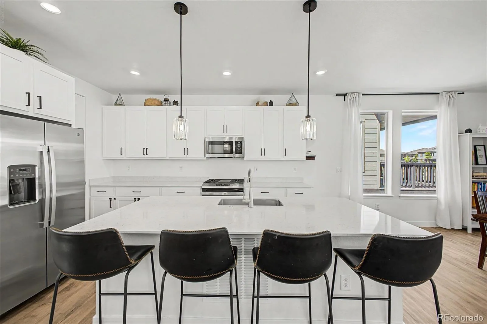 15763 W Girard Avenue Morrison CO 80465 | MLS #REC1950845 06162026022134 1600 10
