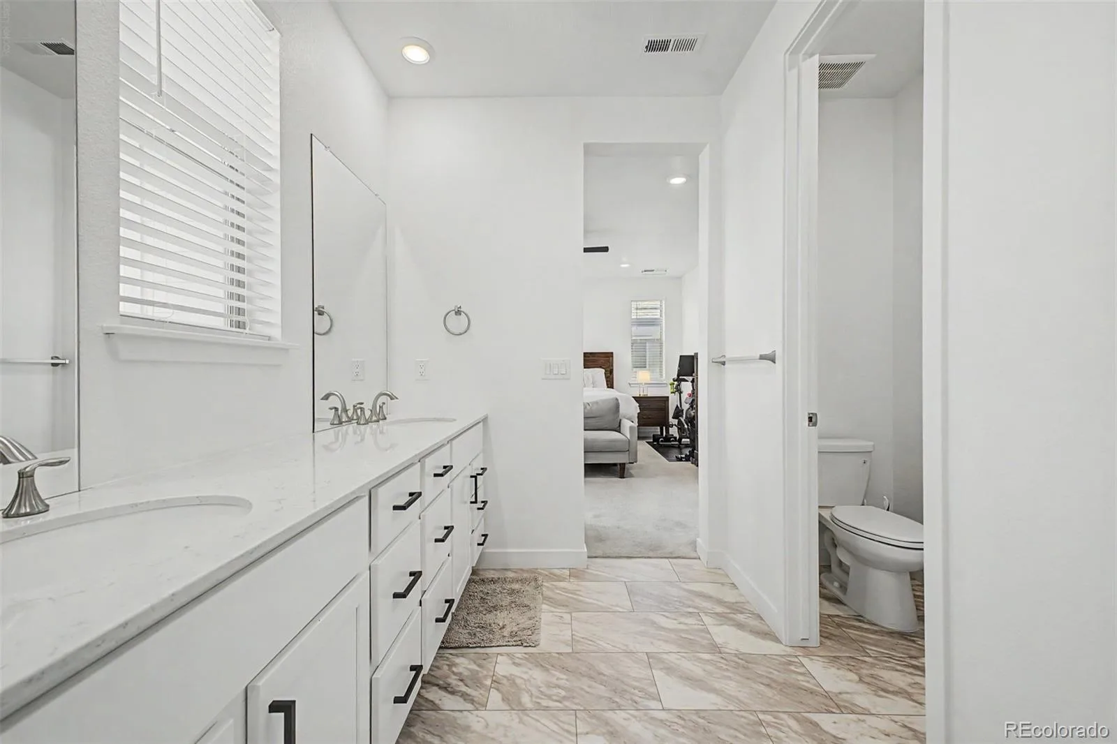 15763 W Girard Avenue Morrison CO 80465 | MLS #REC1950845 06162026022134 1600 17