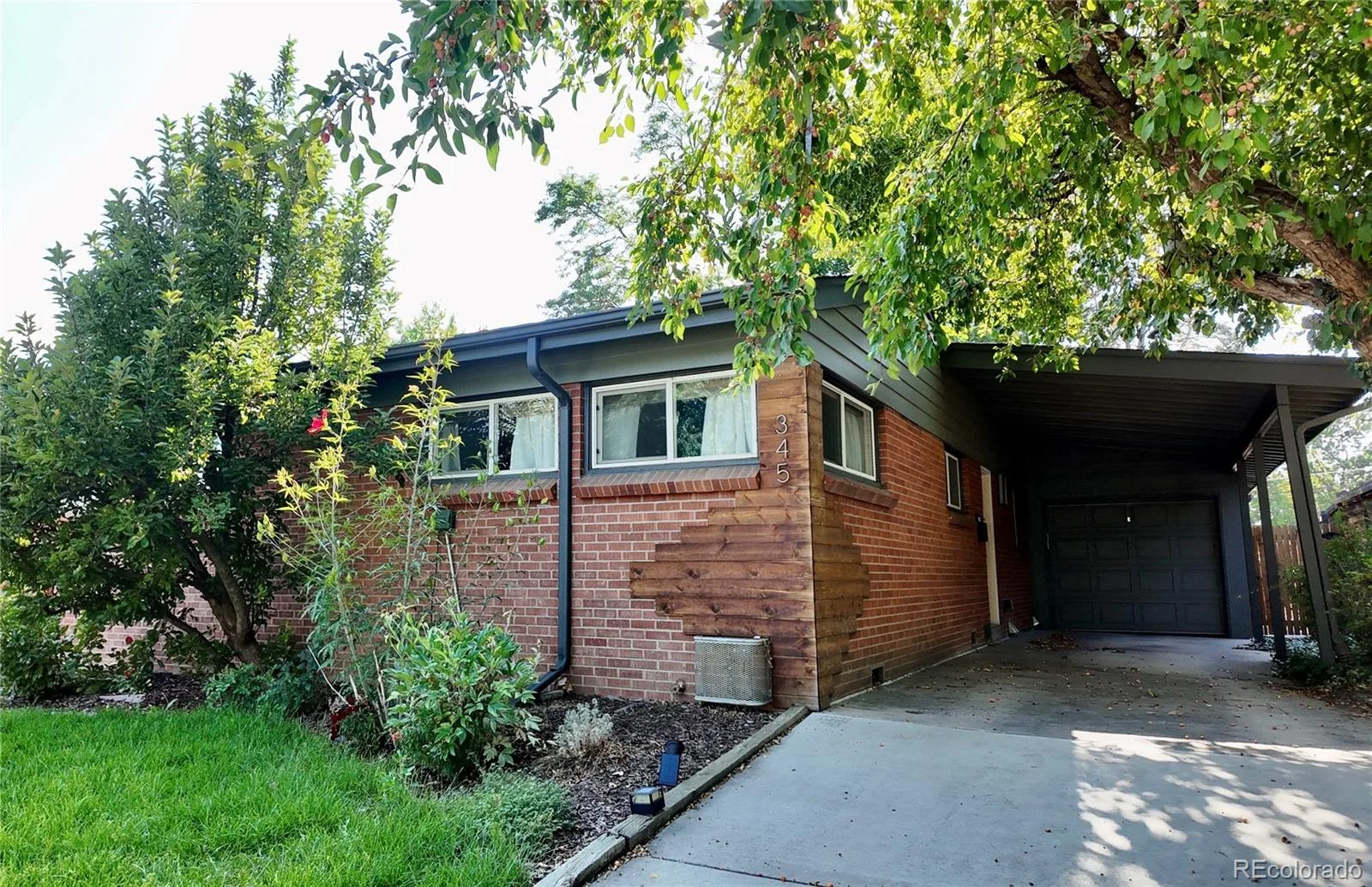 345 S Forest Street Denver CO 80246 MLS #REC1951476 06252026225339 1600 31