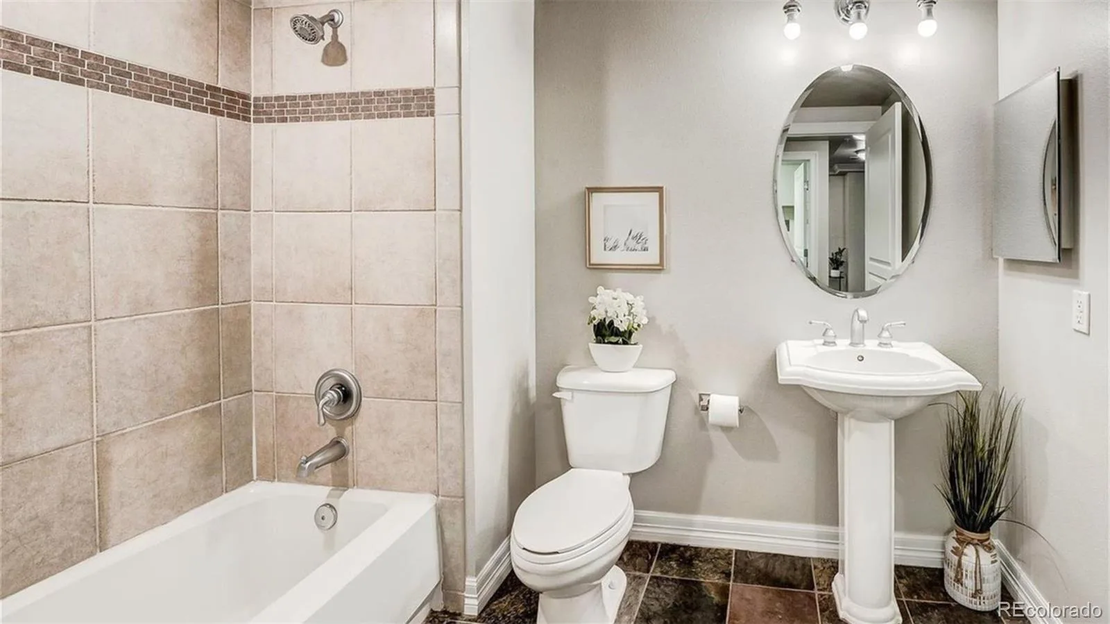 1705 Gaylord Street #206 Denver CO 80206 | MLS #REC1952475 06182026232215 1600 17