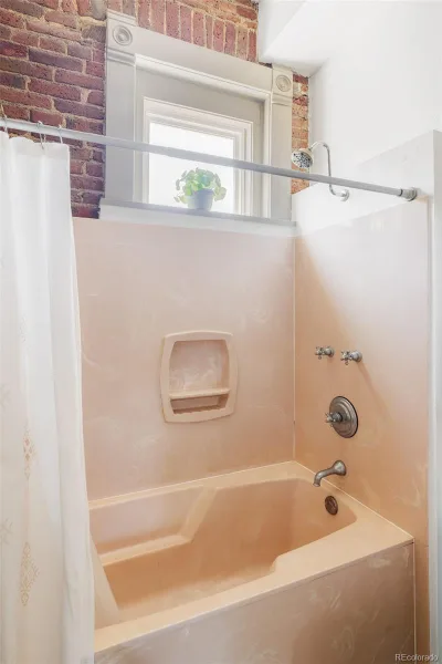 814 24th Street #1 Denver CO 80205 MLS #REC1954308 07102026140902 800 10