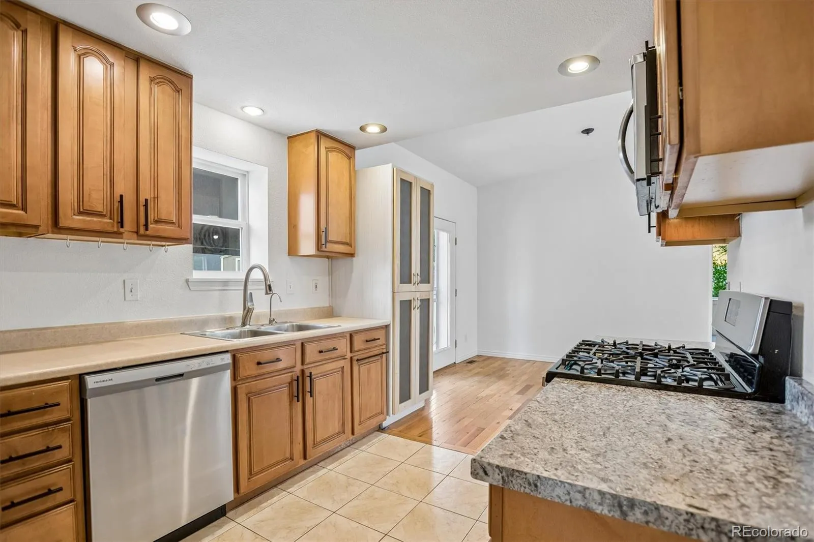 4600 W 10th Avenue Denver CO 80204 MLS #REC1954368 05212026235121 1600 4