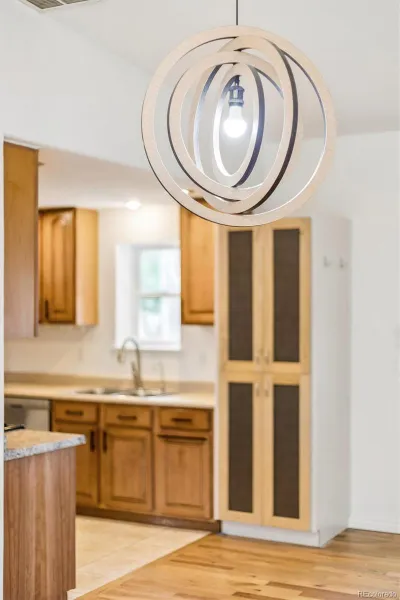 4600 W 10th Avenue Denver CO 80204 MLS #REC1954368 05212026235121 800 8