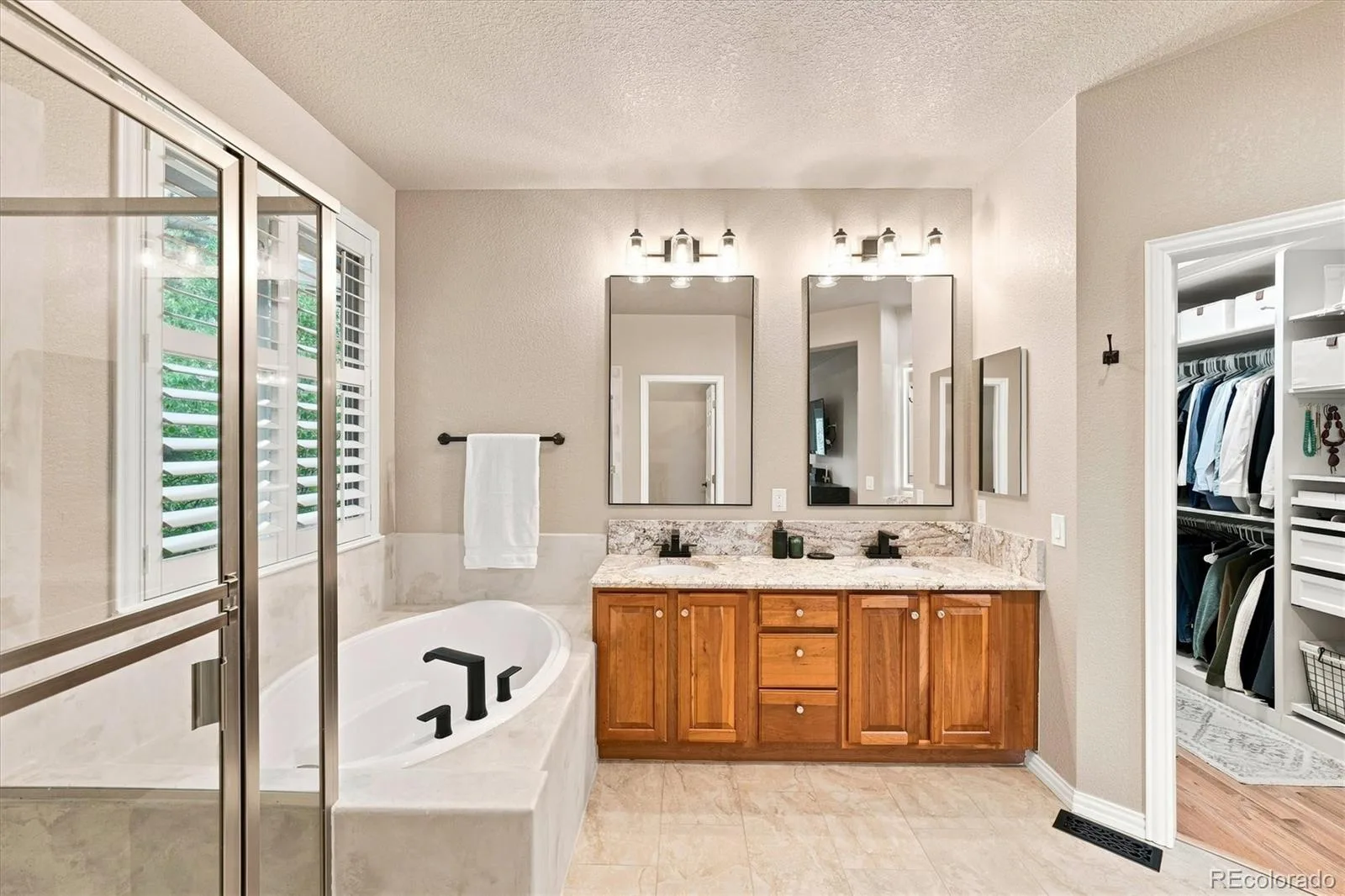 2908 Oakshire Court Littleton CO 80126 | MLS #REC1958454 08132026011504 1600 18