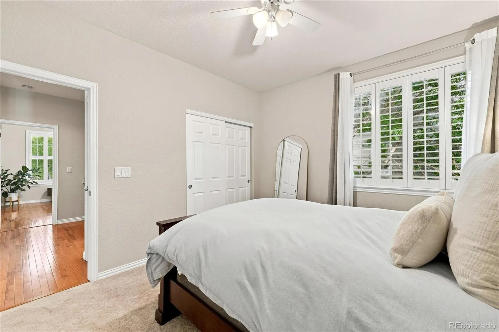 2908 Oakshire Court Littleton CO 80126 | MLS #REC1958454 08132026011504 1600 24