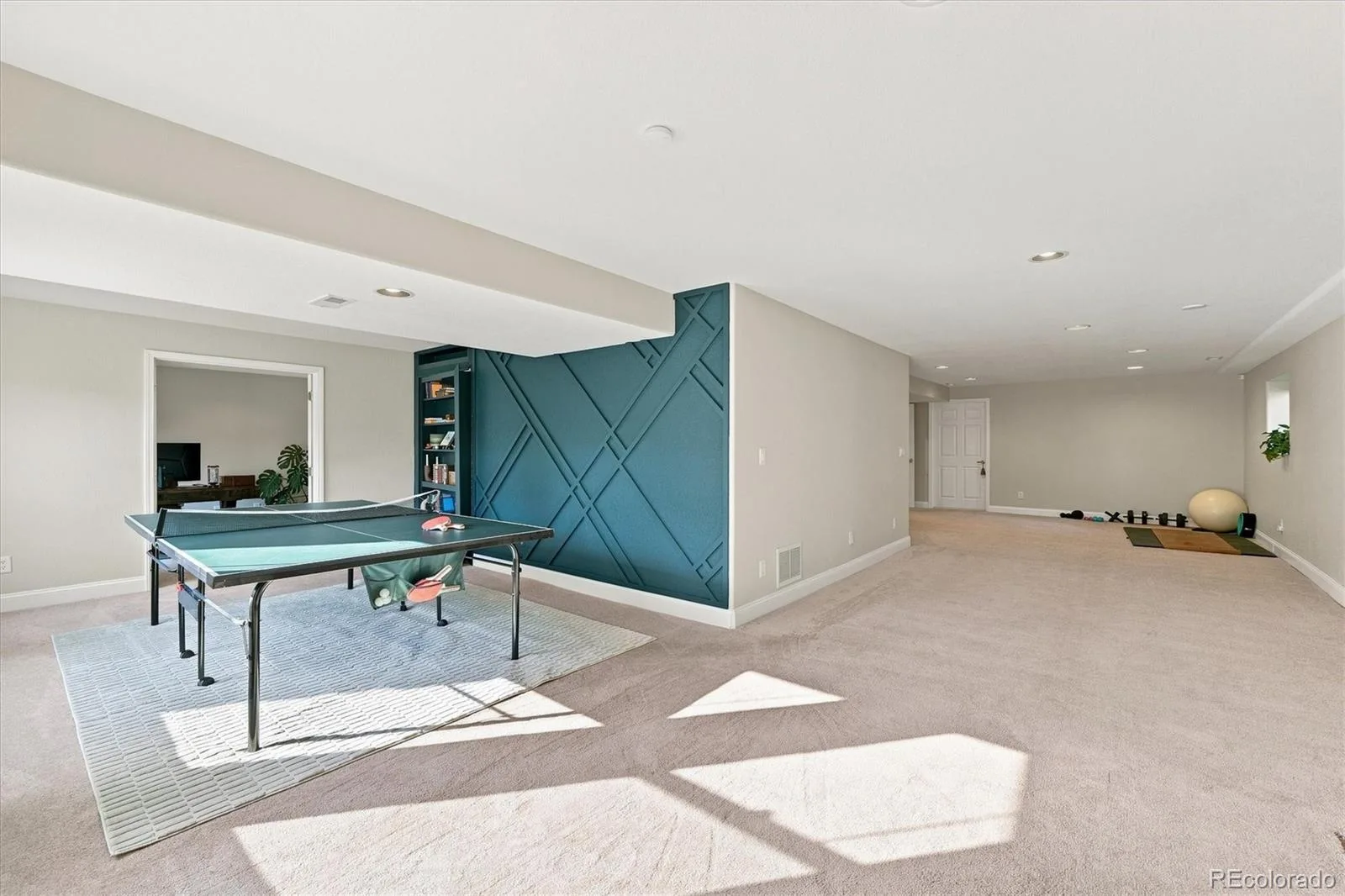 2908 Oakshire Court Littleton CO 80126 | MLS #REC1958454 08132026011504 1600 29