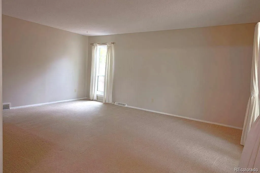 8401 E Long Avenue Centennial CO 80112 MLS #REC1958857 05282026051000 1024 5