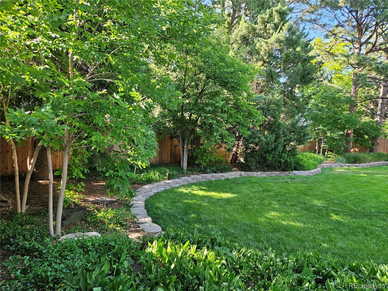 8401 E Long Avenue Centennial CO 80112 MLS #REC1958857 06172026050606 1600 46