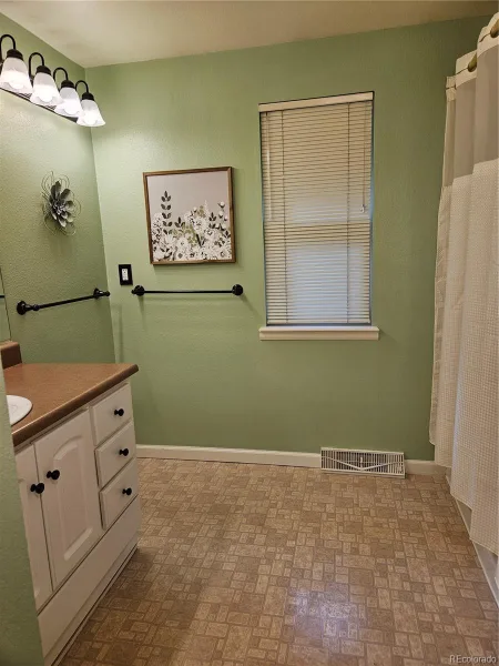 8401 E Long Avenue Centennial CO 80112 MLS #REC1958857 06172026050606 800 23