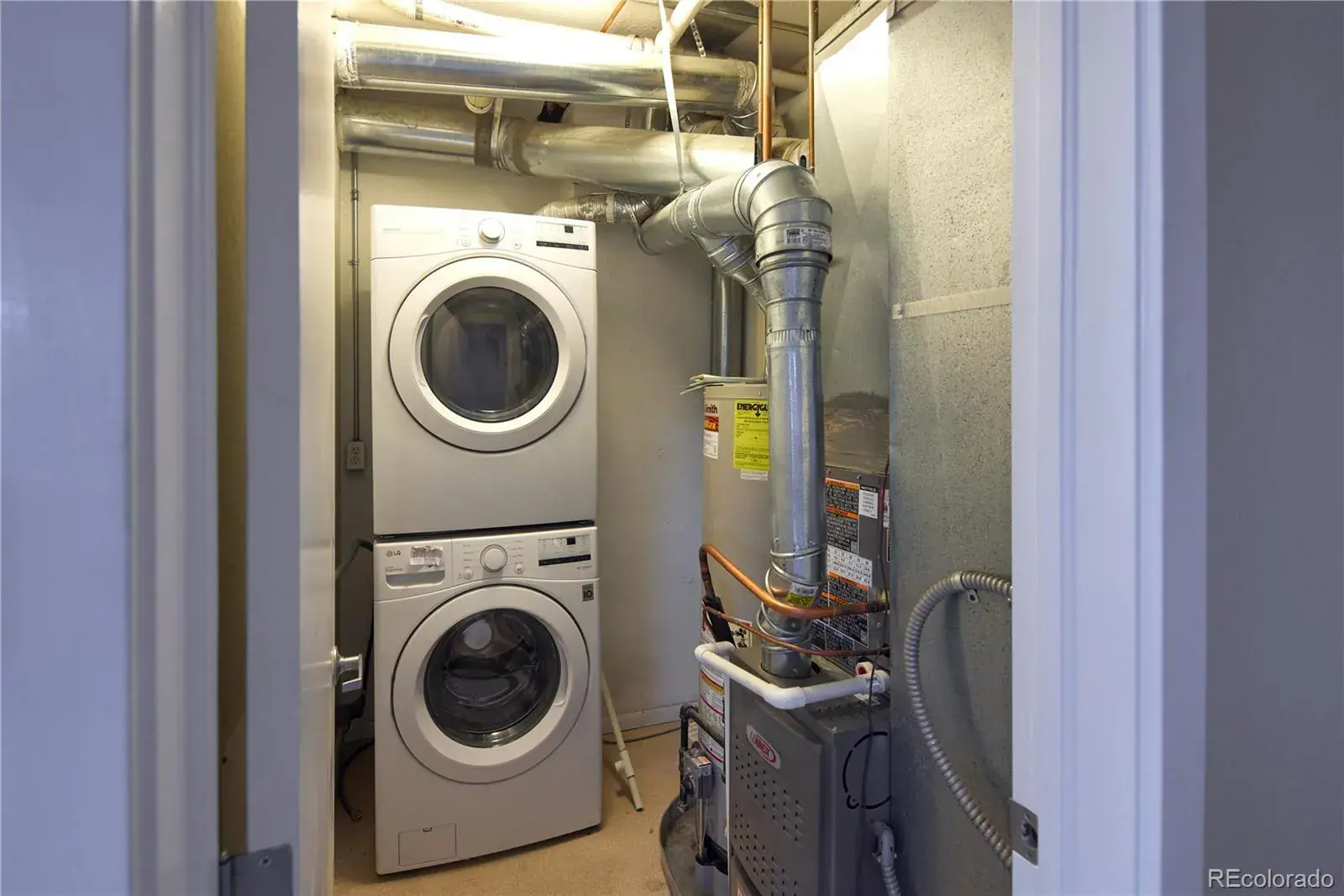 10302025214752 1600 12