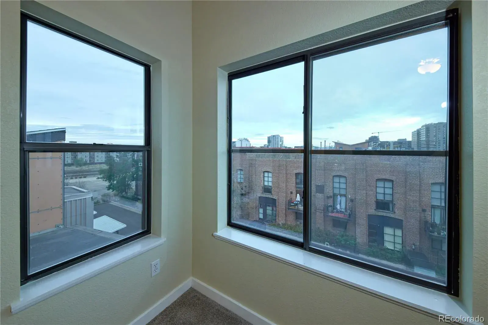 10302025214752 1600 17