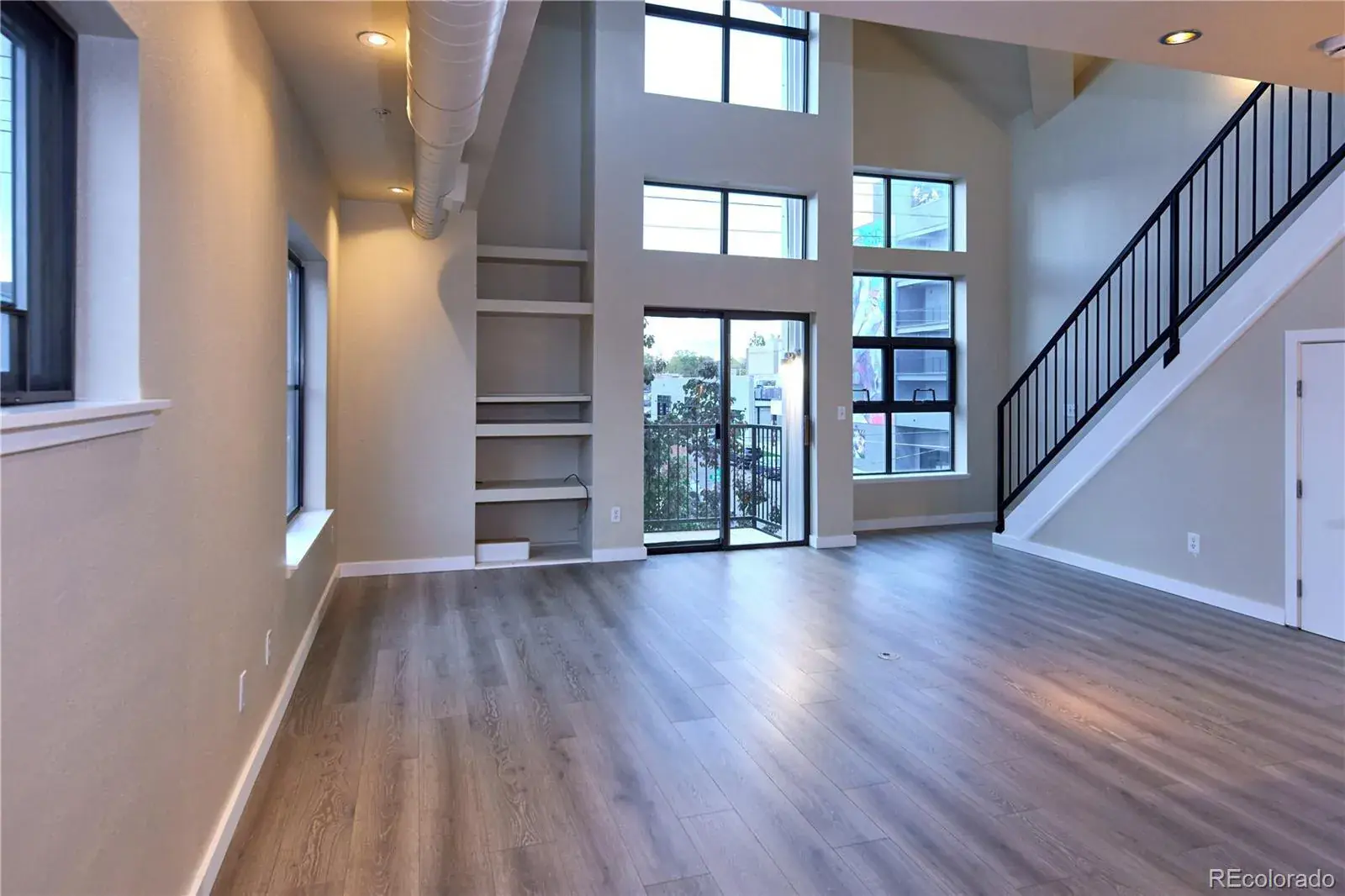 10302025214752 1600 3