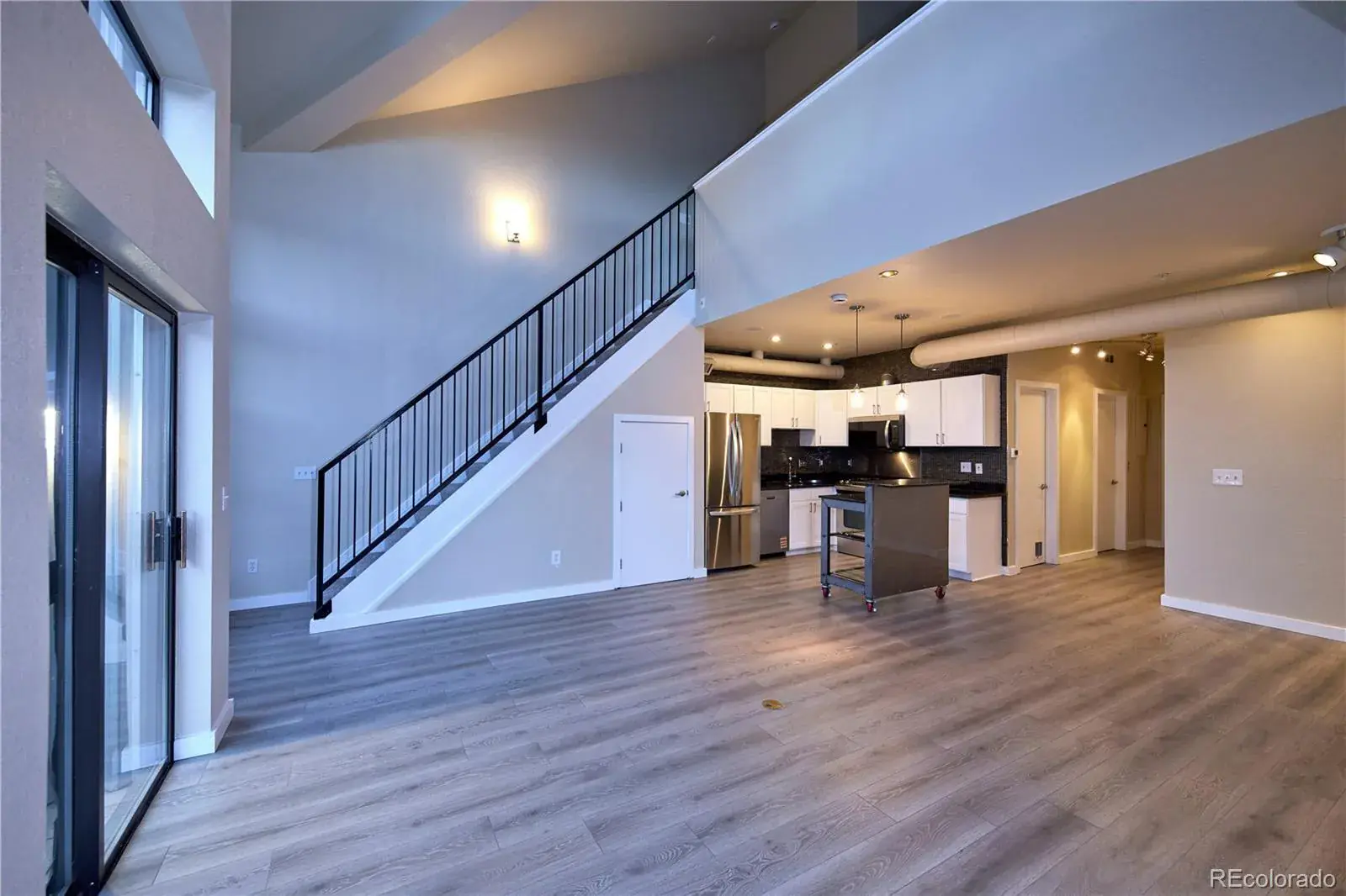 10302025214752 1600 7