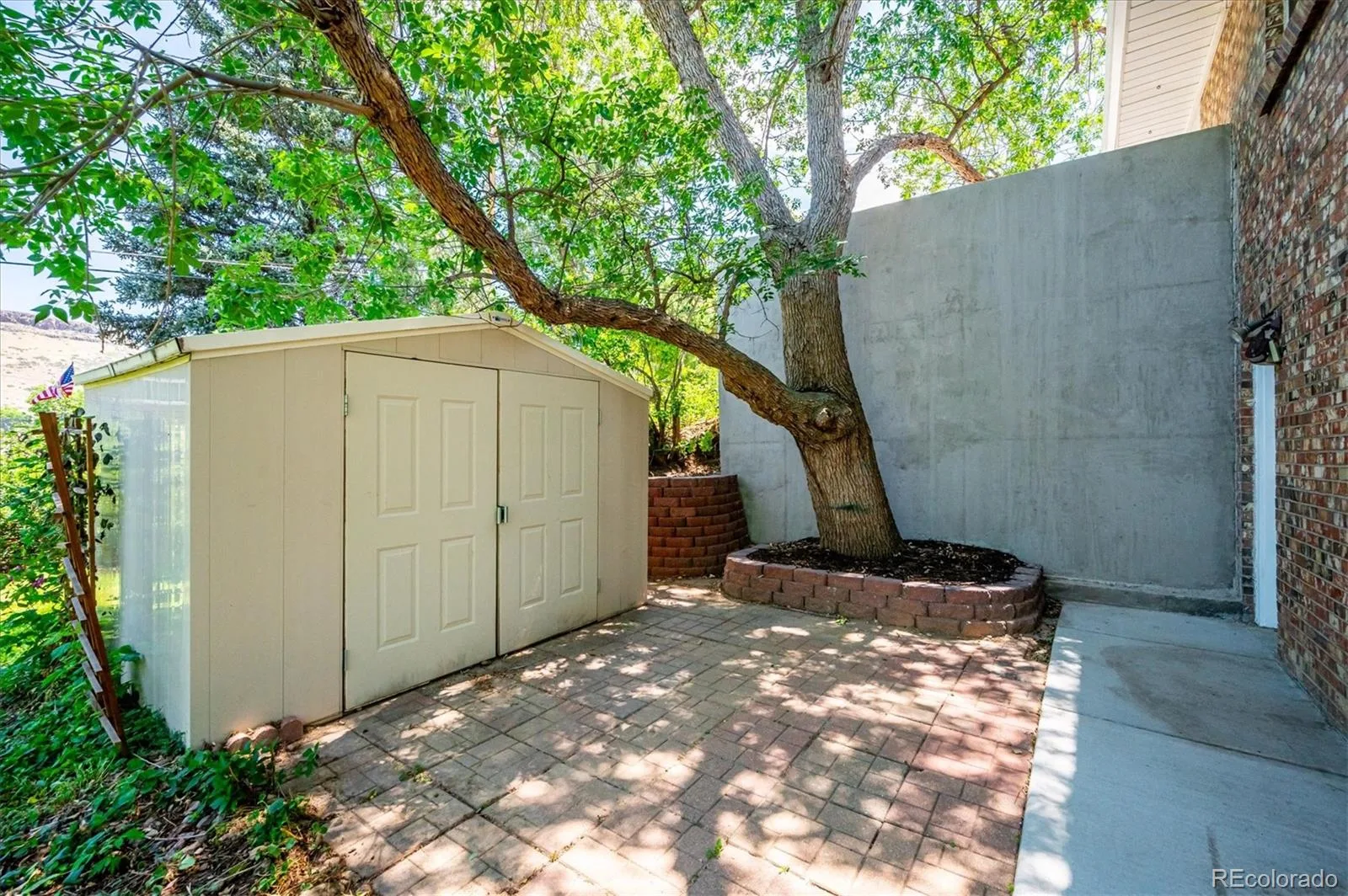 2015 Arapahoe Street Golden CO 80401 | MLS #REC1962442 07172026160903 1600 23