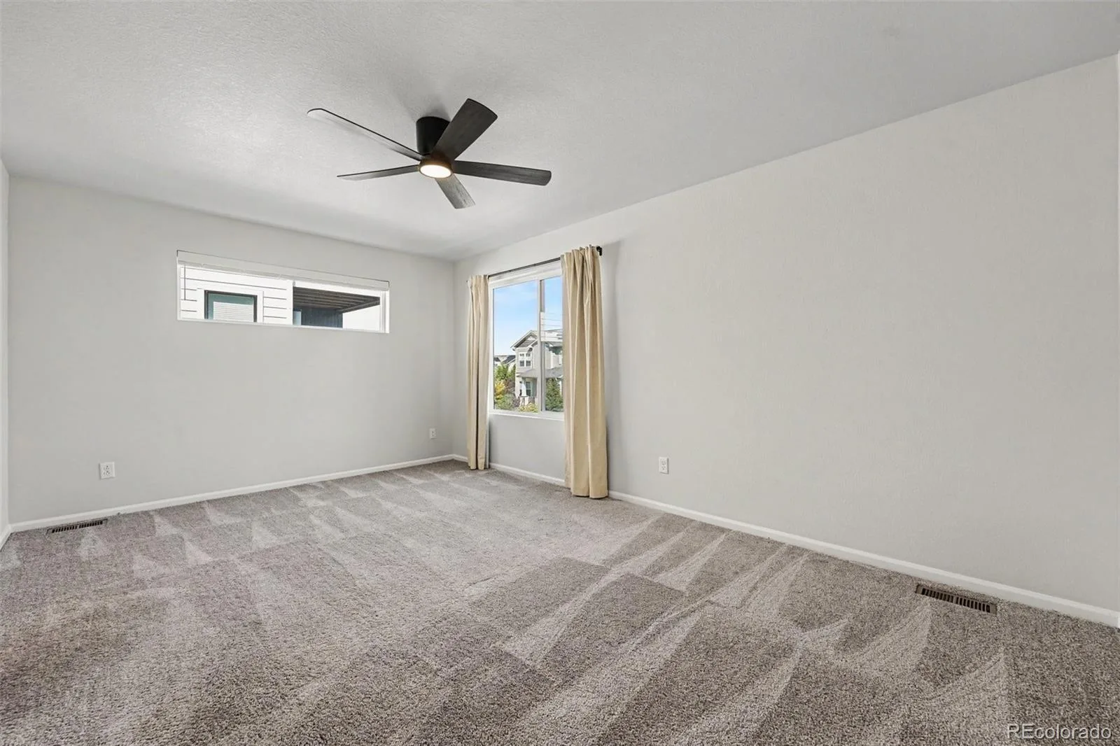 6026 N Orleans Street Aurora CO 80019 | MLS #REC1964214 09242026101132 1600 23